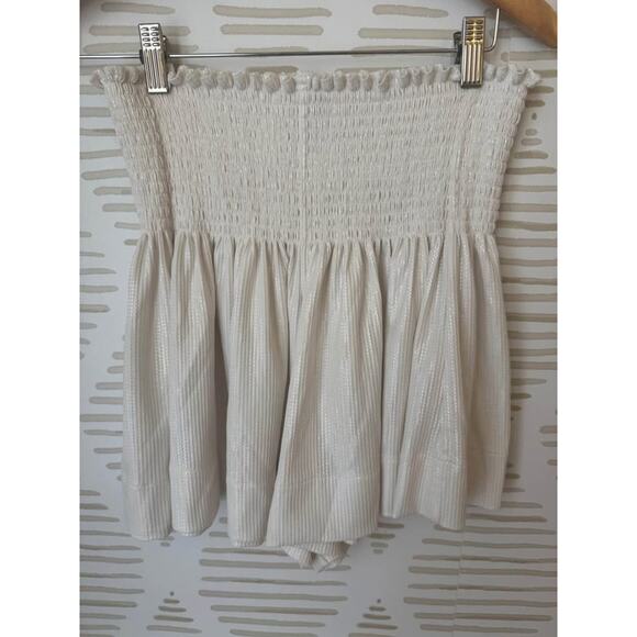 Queen of Sparkles Women’s Medium White Iridescent Smocked Waist Swing Shorts - Picture 1 of 4